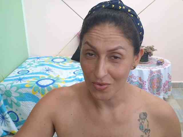 caro-hot caro-hot