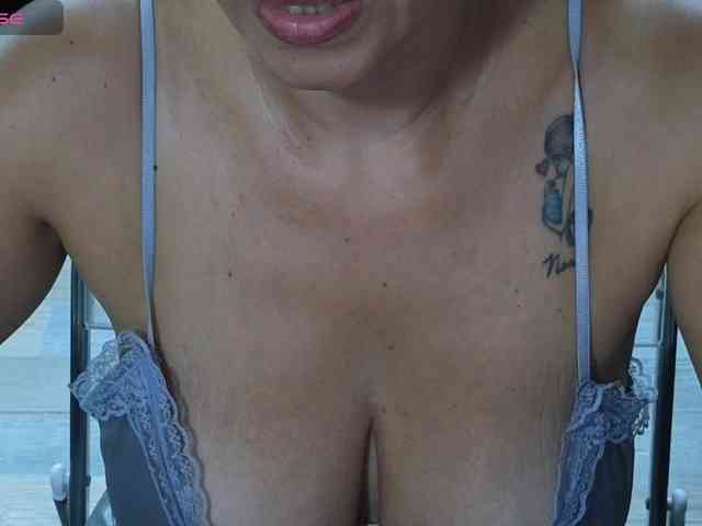 caro-hot webcam