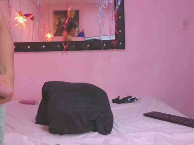 noahymia05 webcam