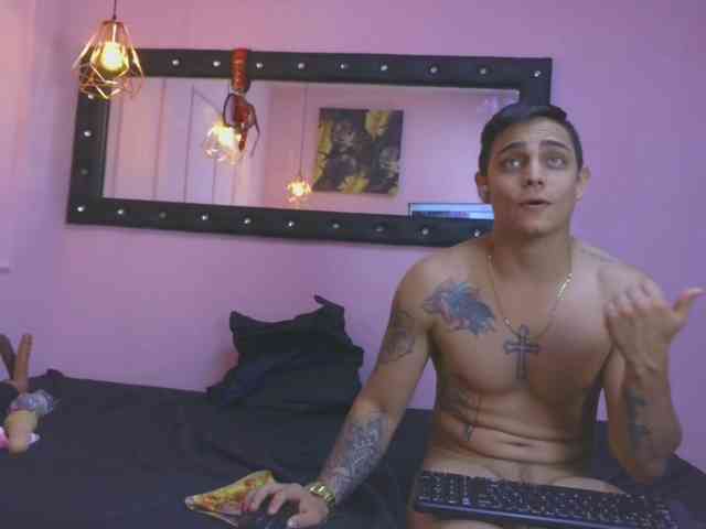 noahymia05 webcam