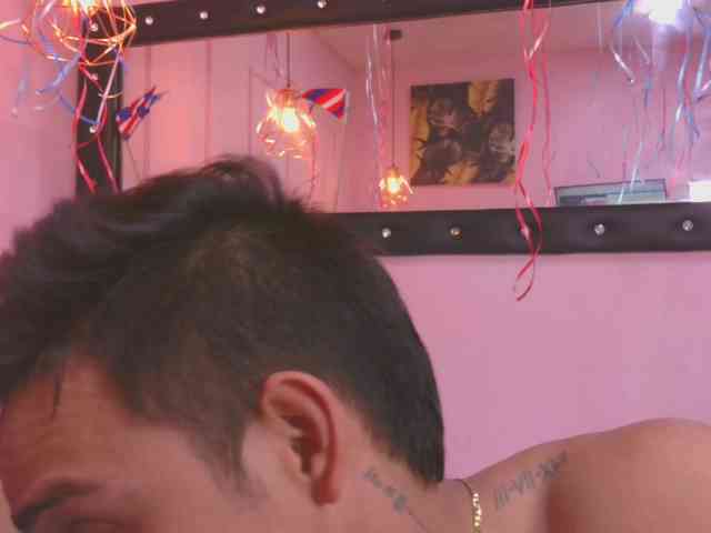 noahymia05 webcam