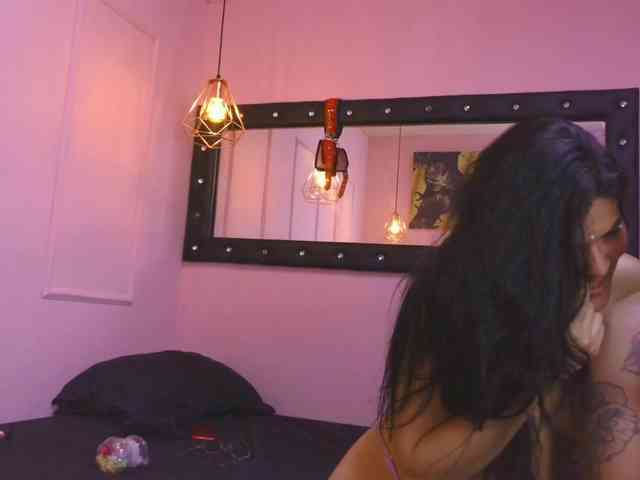 noahymia05 webcam