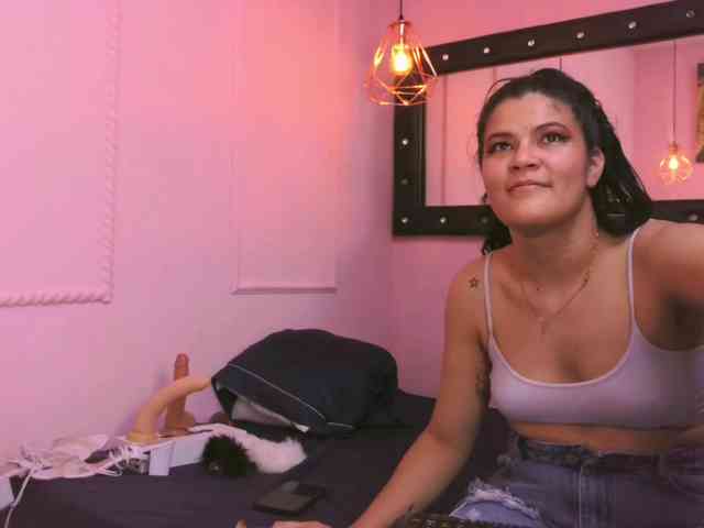 noahymia05 webcam