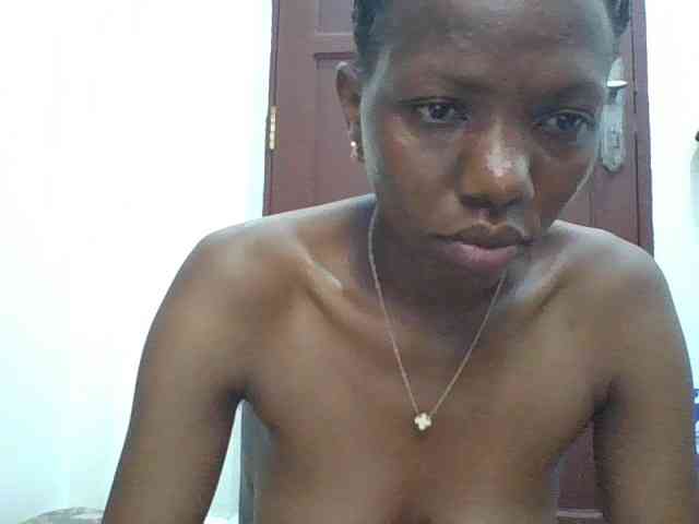 Sexyshazy webcam