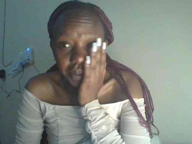 Sexyshazy webcam