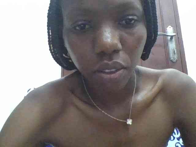 Sexyshazy webcam