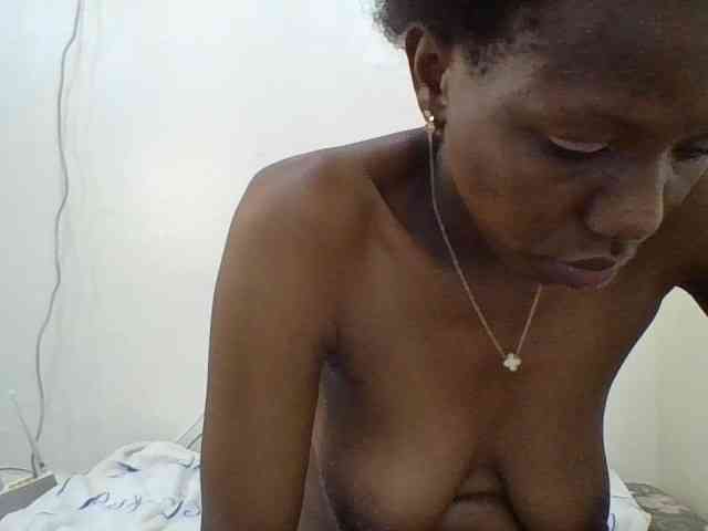 Sexyshazy webcam