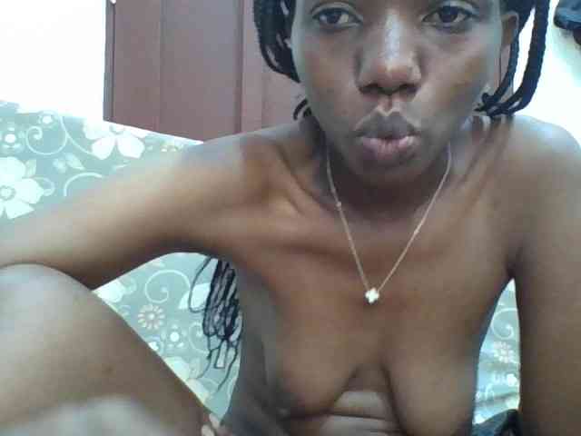 Sexyshazy webcam