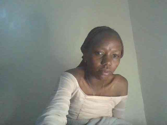 Sexyshazy webcam