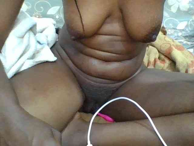 Sexyshazy webcam