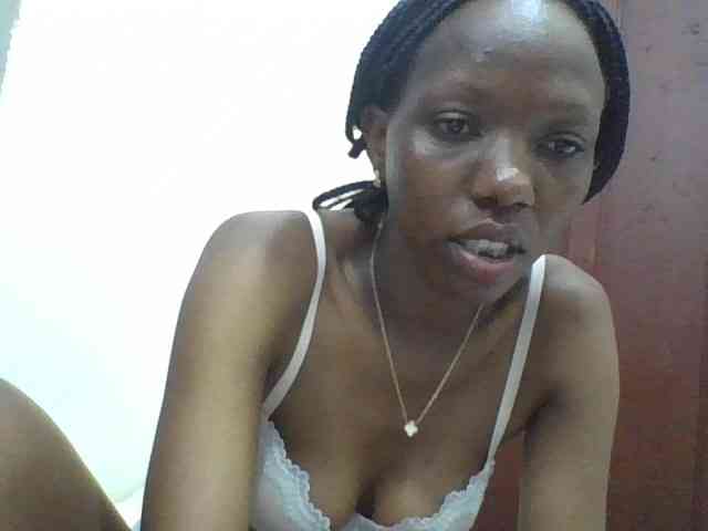 Sexyshazy webcam
