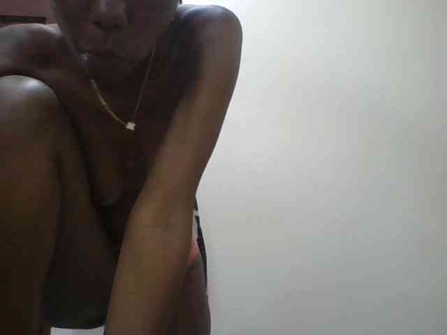 Sexyshazy webcam
