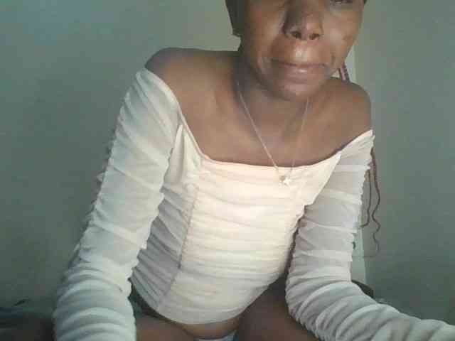 Sexyshazy webcam