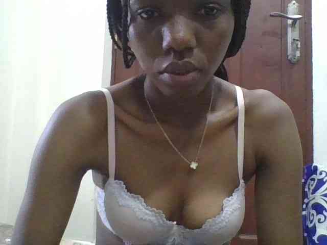 Sexyshazy webcam