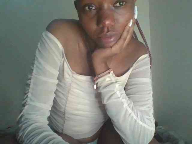 Sexyshazy webcam