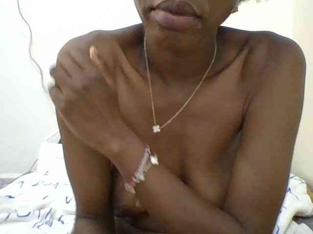 Sexyshazy webcam