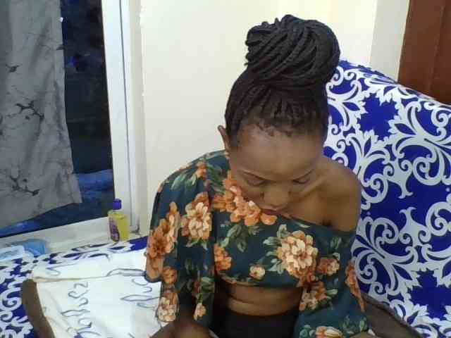 Sexyshazy webcam