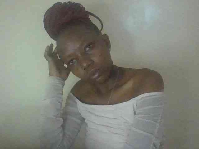 Sexyshazy webcam