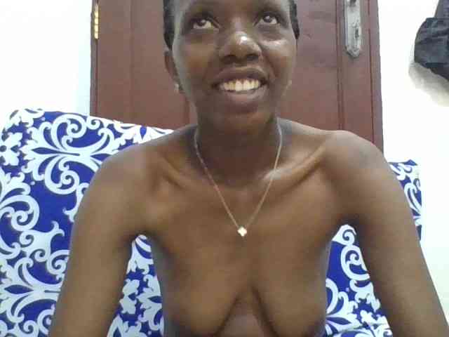 Sexyshazy webcam