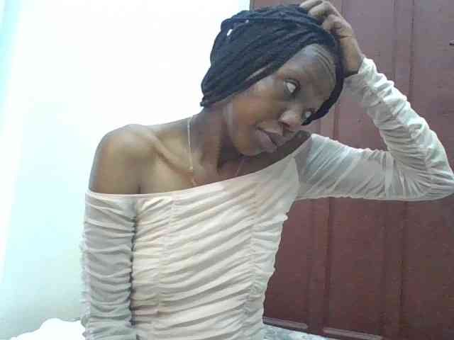 Sexyshazy webcam