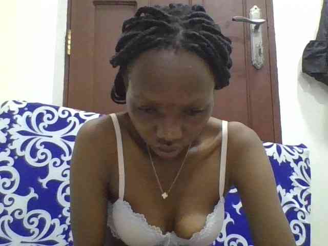 Sexyshazy webcam