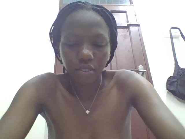 Sexyshazy webcam