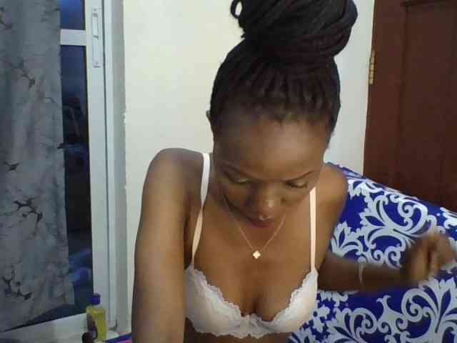 Sexyshazy webcam