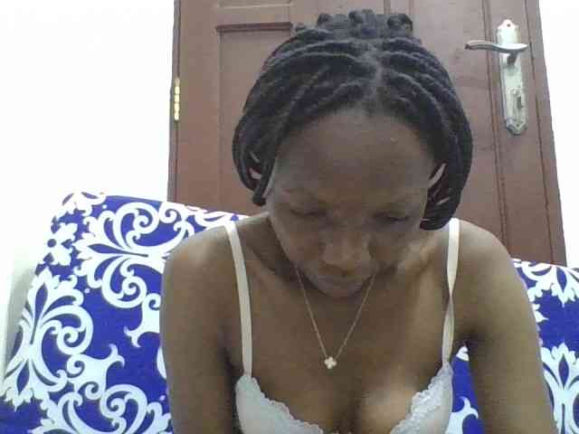 Sexyshazy webcam
