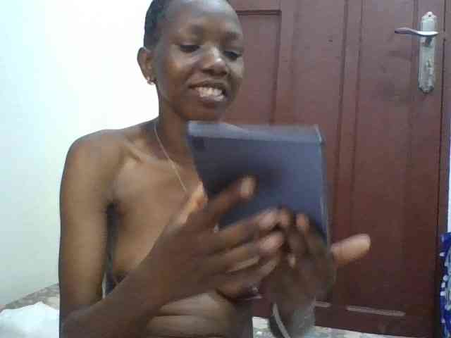 Sexyshazy webcam