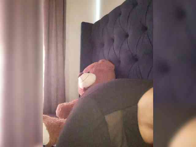 Naom webcam