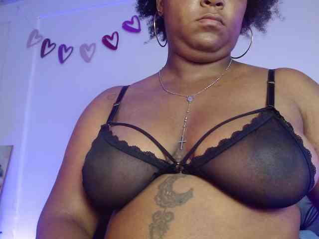Kathie-kors00 webcam