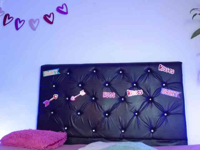 Kathie-kors00 webcam