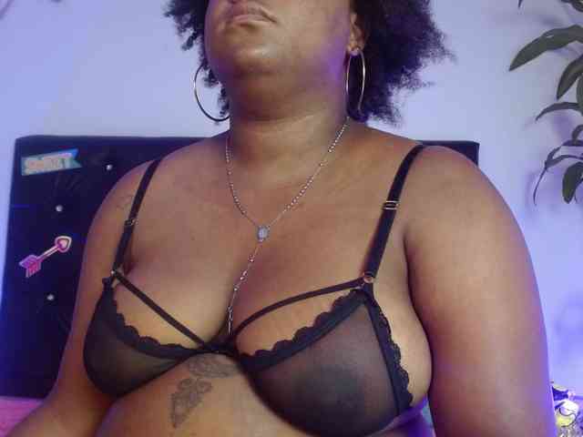 Kathie-kors00 webcam