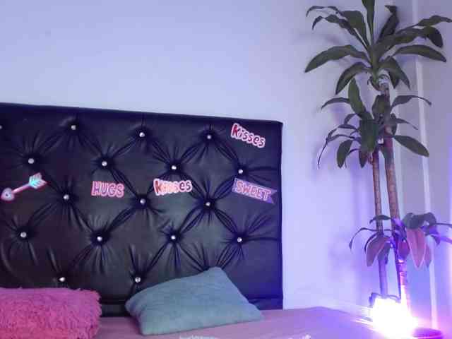 Kathie-kors00 webcam