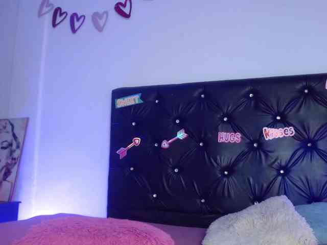 Kathie-kors00 webcam