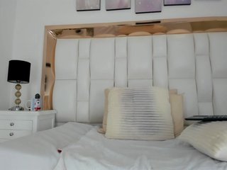 SamantaMilff Porn Show