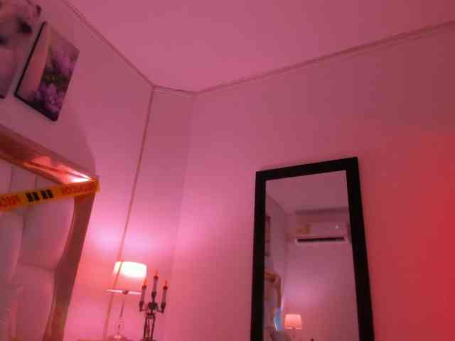 SamantaMilff webcam