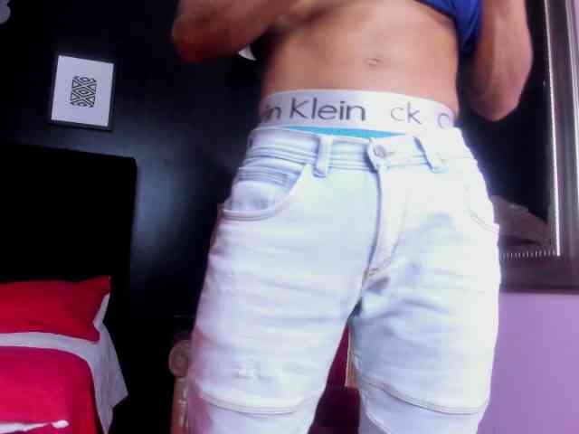 X-Hache-X Live Webcam on BongaCams