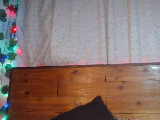 ValeriaKaur webcam