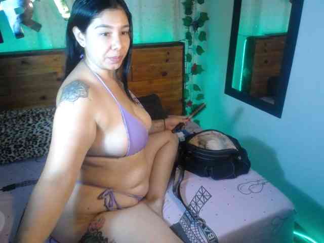 ValeriaKaur webcam