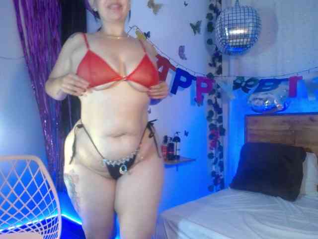 ValeriaKaur webcam