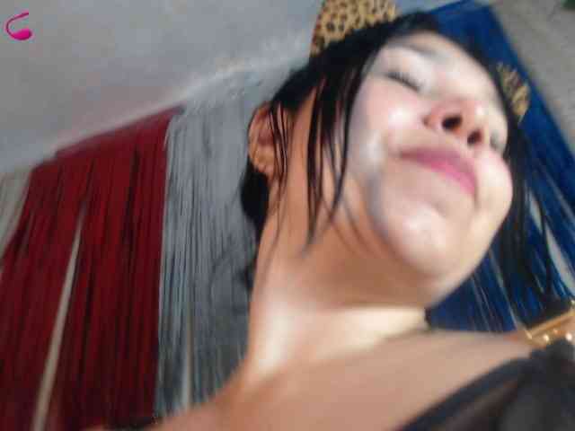 ValeriaKaur webcam