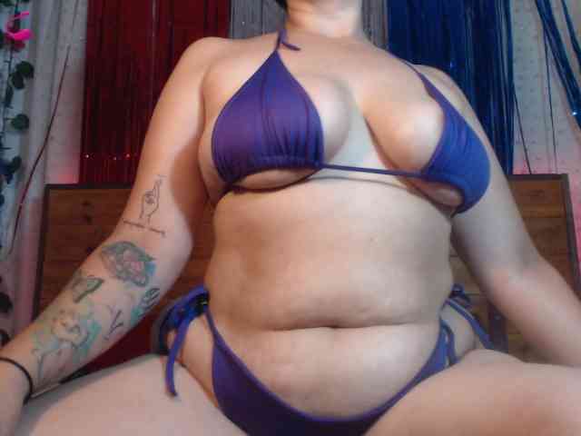 ValeriaKaur webcam