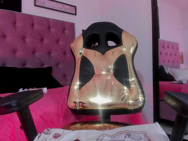 Aily-star's BongaCams show and profile