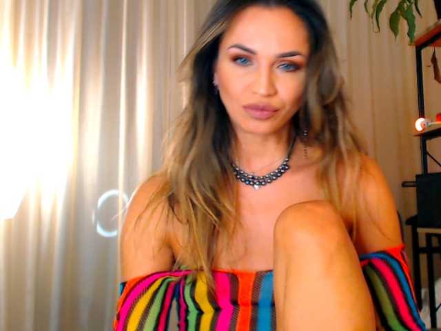 Alexandrawoow's BongaCams show and profile