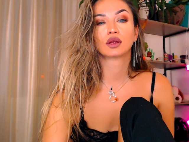 Sex chat gratuit in direct cu Alexandrawoow pe BongaCams