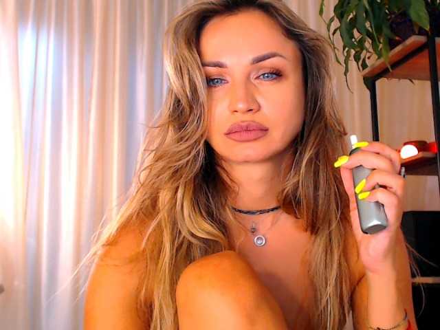 Sex chat gratuit in direct cu Alexandrawoow pe BongaCams