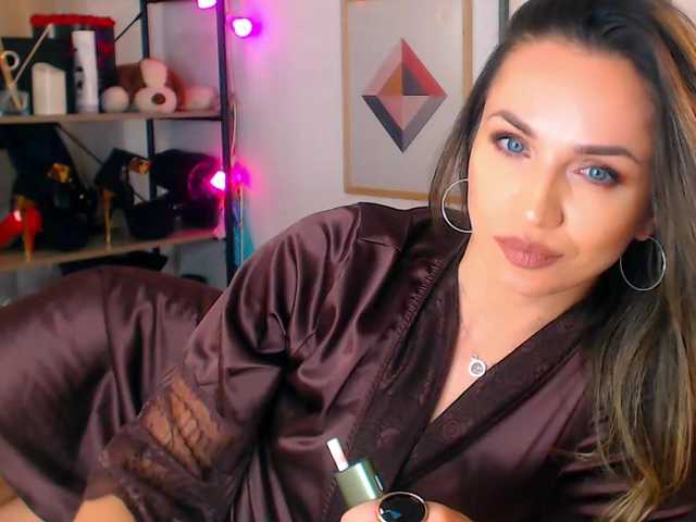Alexandrawoow's BongaCams show and profile