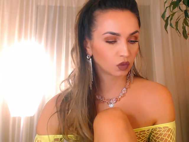 Alexandrawoow's BongaCams show and profile