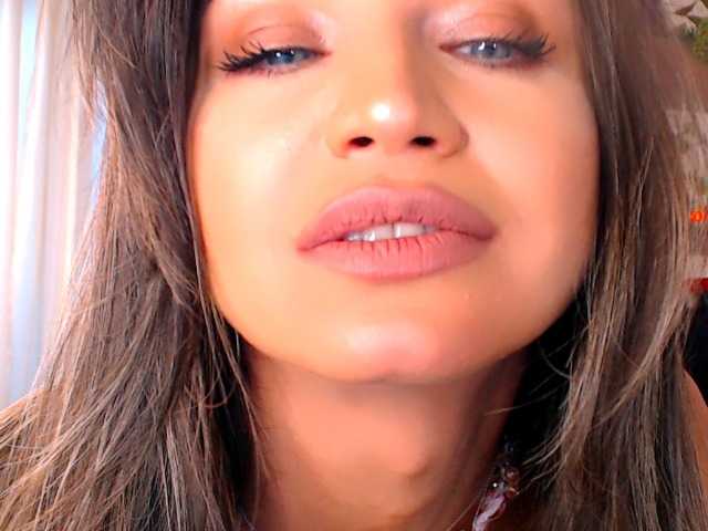 Sex chat gratuit in direct cu Alexandrawoow pe BongaCams